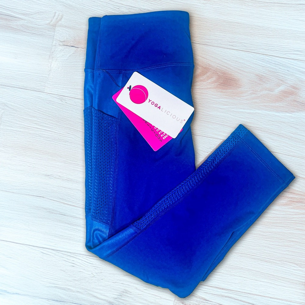 NWT Yogalicious Mesh Panel Leggings Size S – Activewear Blue
